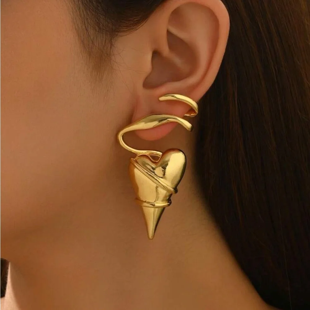 Gold Heart Drop Earrings R305 - Picture 3 of 4